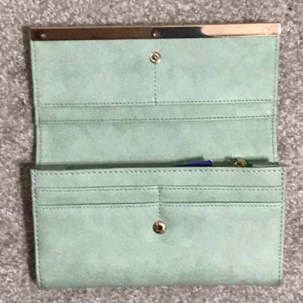 Wallet - Picture 2 of 3
